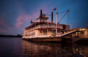 Mark Twain Riverboat | Hannibal, MO